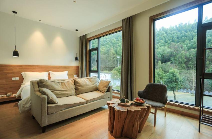 En Emerald Valley, Homestay *
